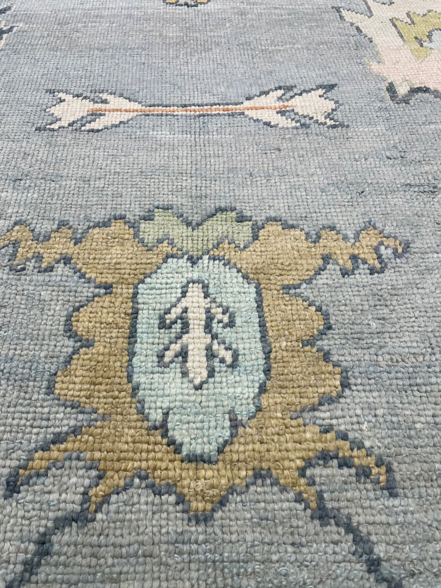 Hand-Knotted Wool Rug Turkish Oushak 9'10" x 14'7"