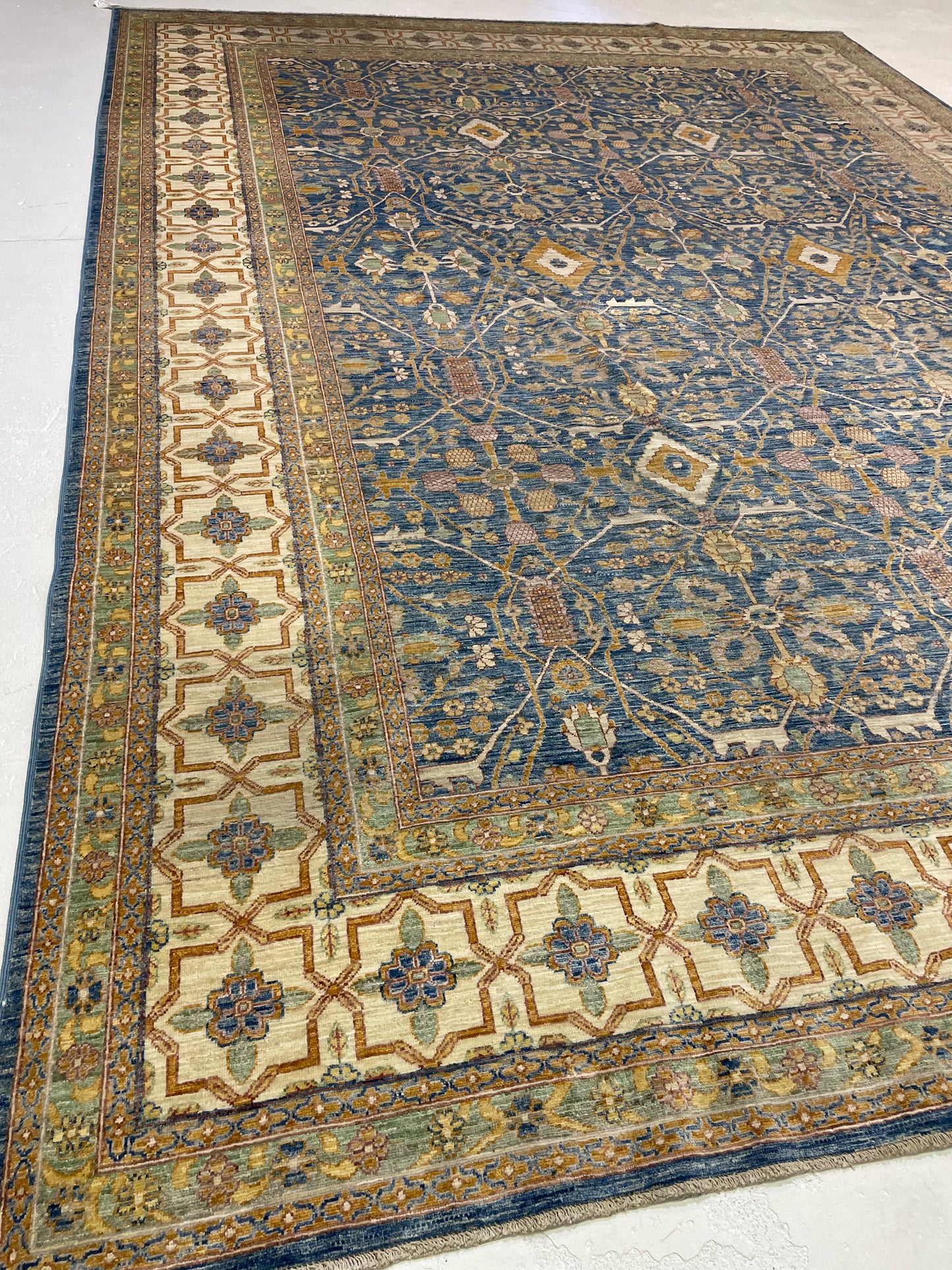 Hand-Knotted Wool Rug Turkish Oushak 10'1" x 13'9"