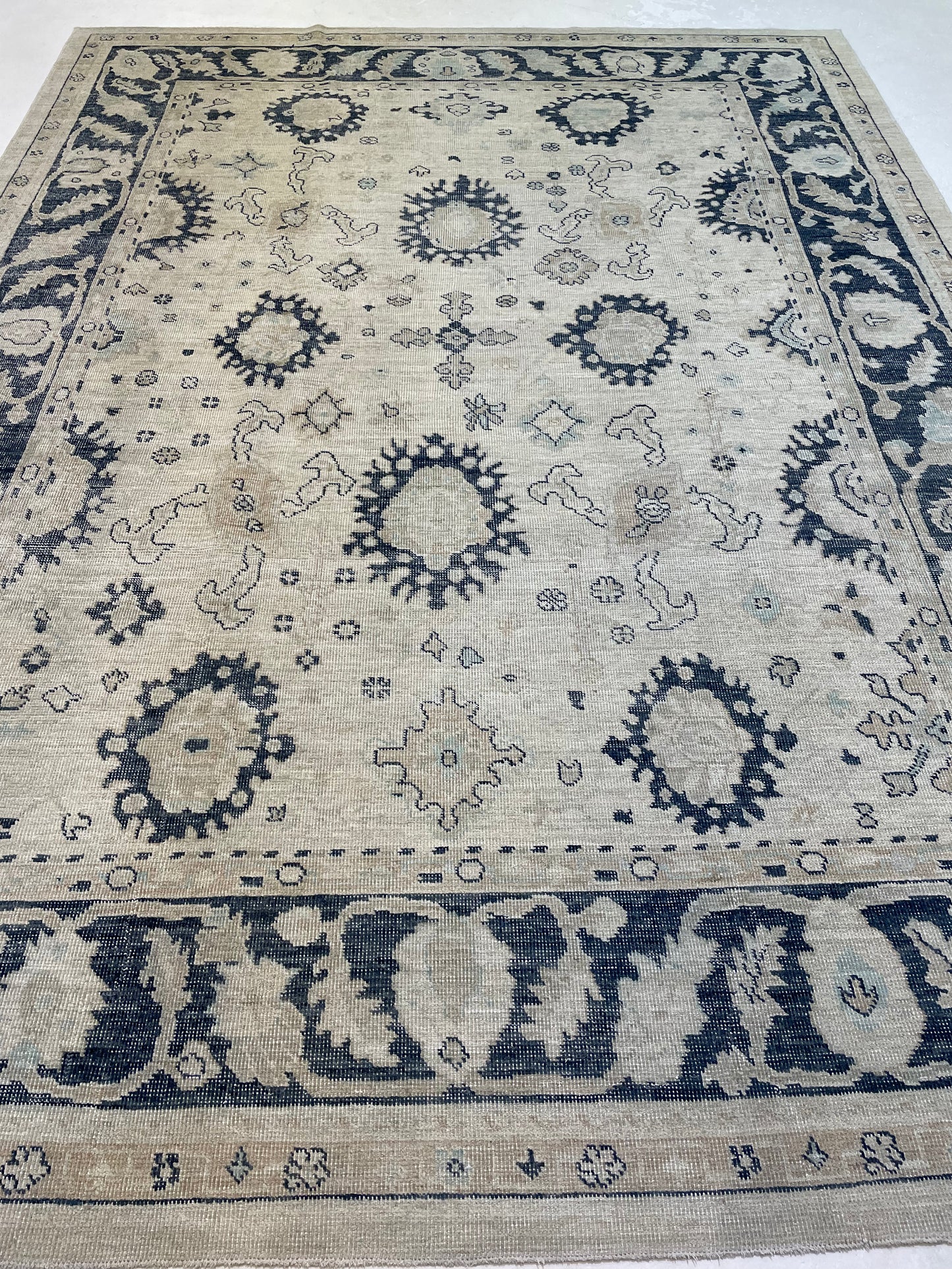 Hand-Knotted Wool Rug Turkish Oushak 9'1" x 12'2"