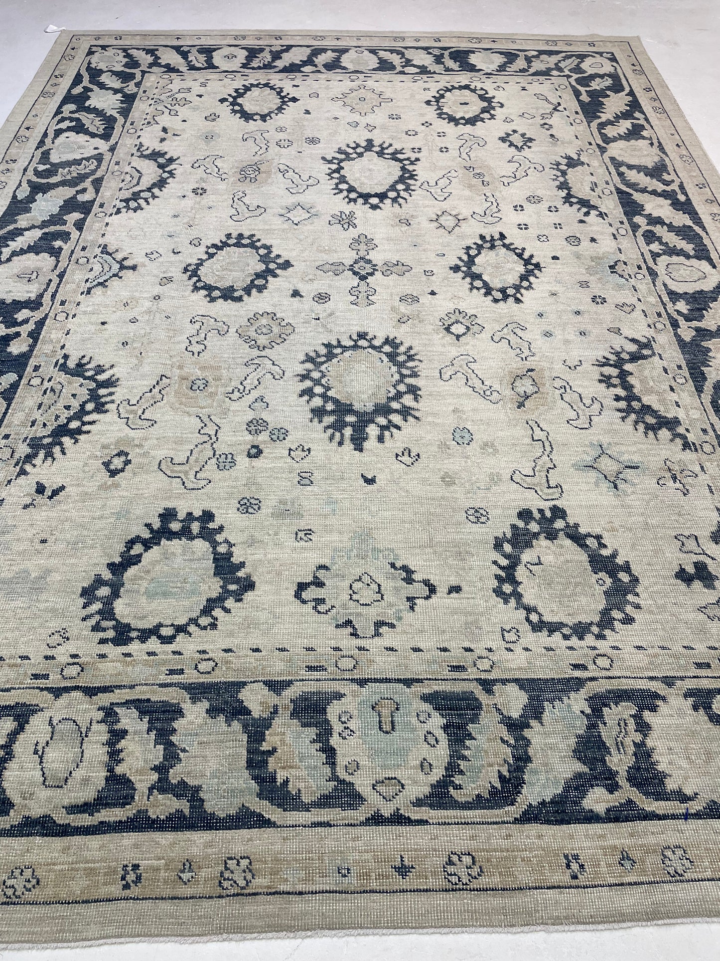 Hand-Knotted Wool Rug Turkish Oushak 9'1" x 12'2"