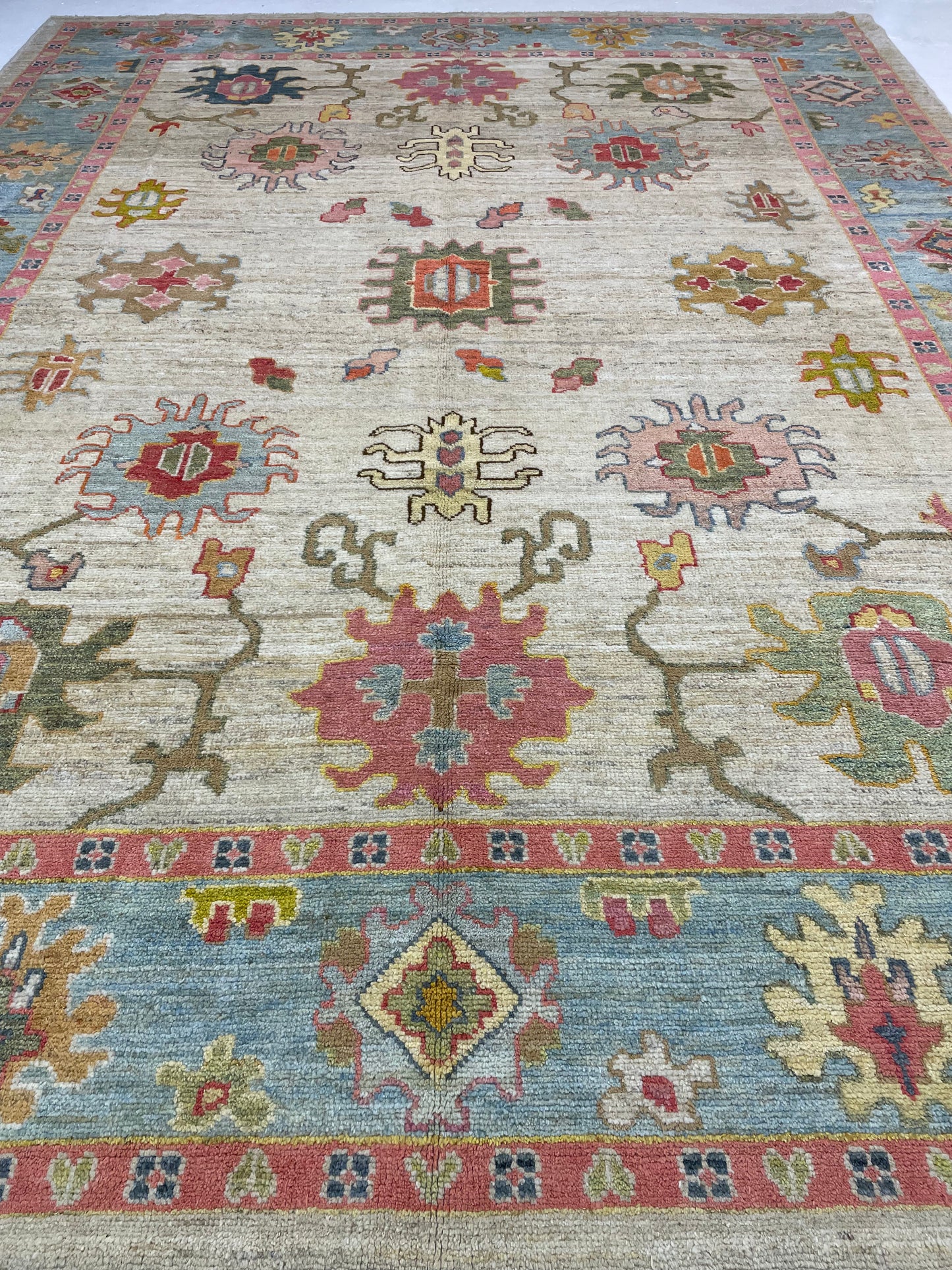 Hand-Knotted Wool Rug Turkish Oushak 10'6" x 13'7"