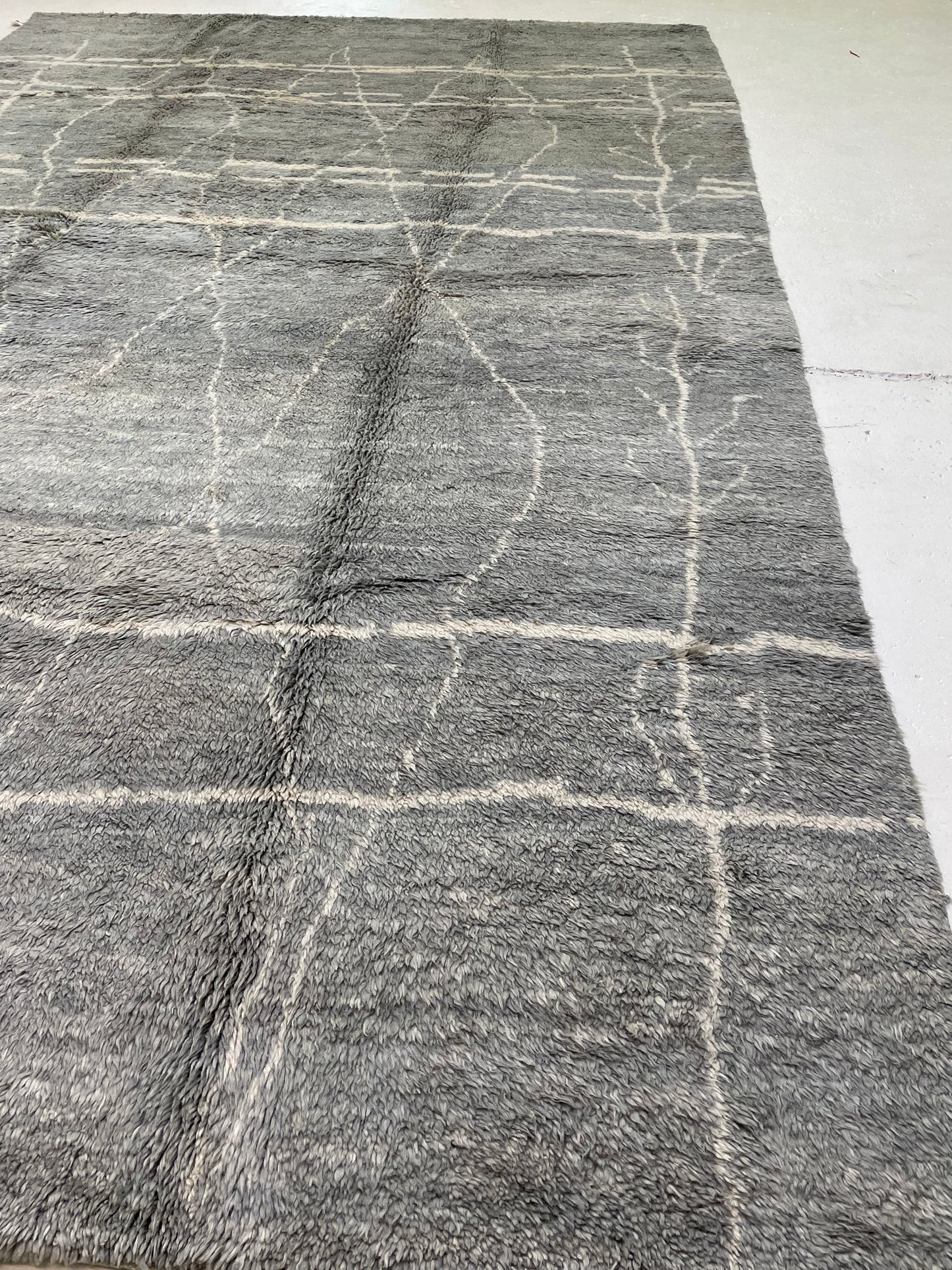 Hand-Knotted Wool Rug Turkish Oushak 9'6" x 14'