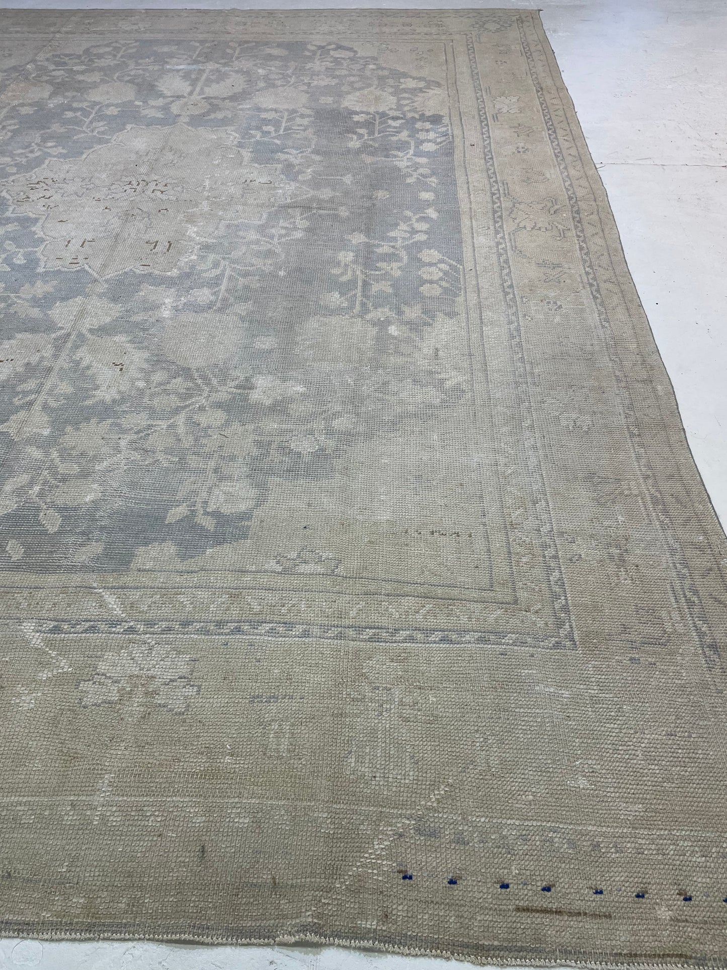Hand-Knotted Wool Rug Turkish Oushak 10'7" x 14'4"