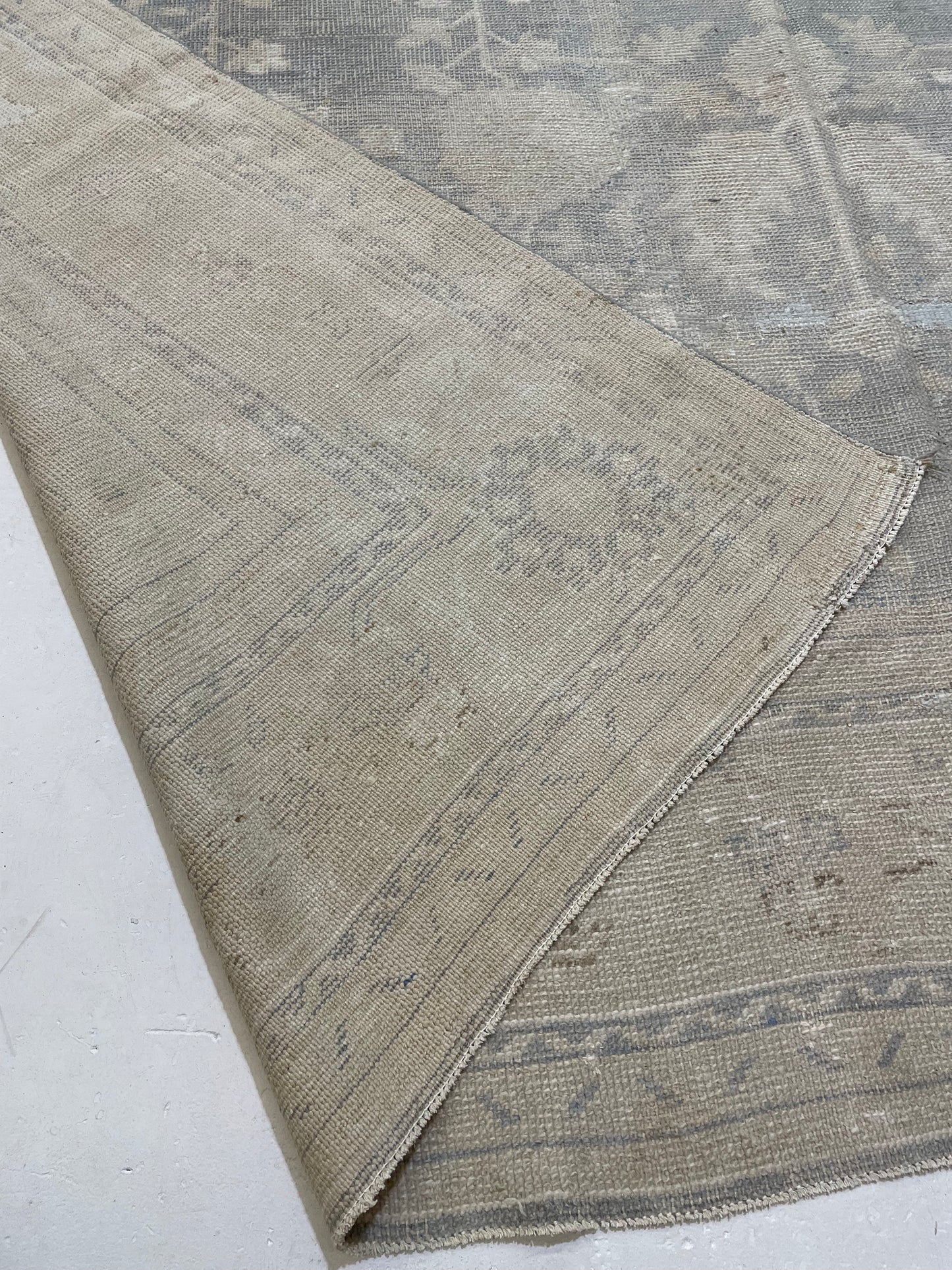 Hand-Knotted Wool Rug Turkish Oushak 10'7" x 14'4"