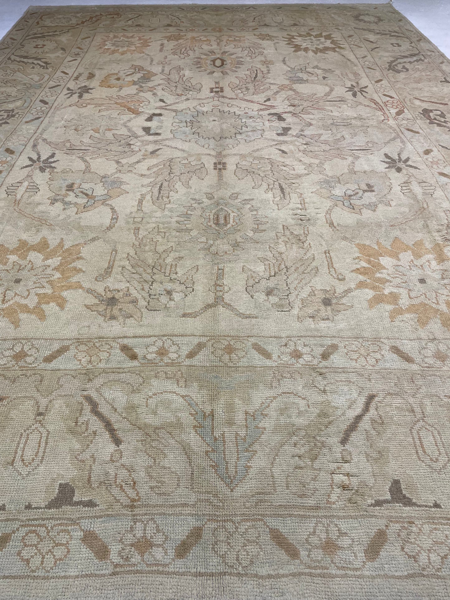 Hand-Knotted Wool Rug Turkish Oushak 12' x 16'7"