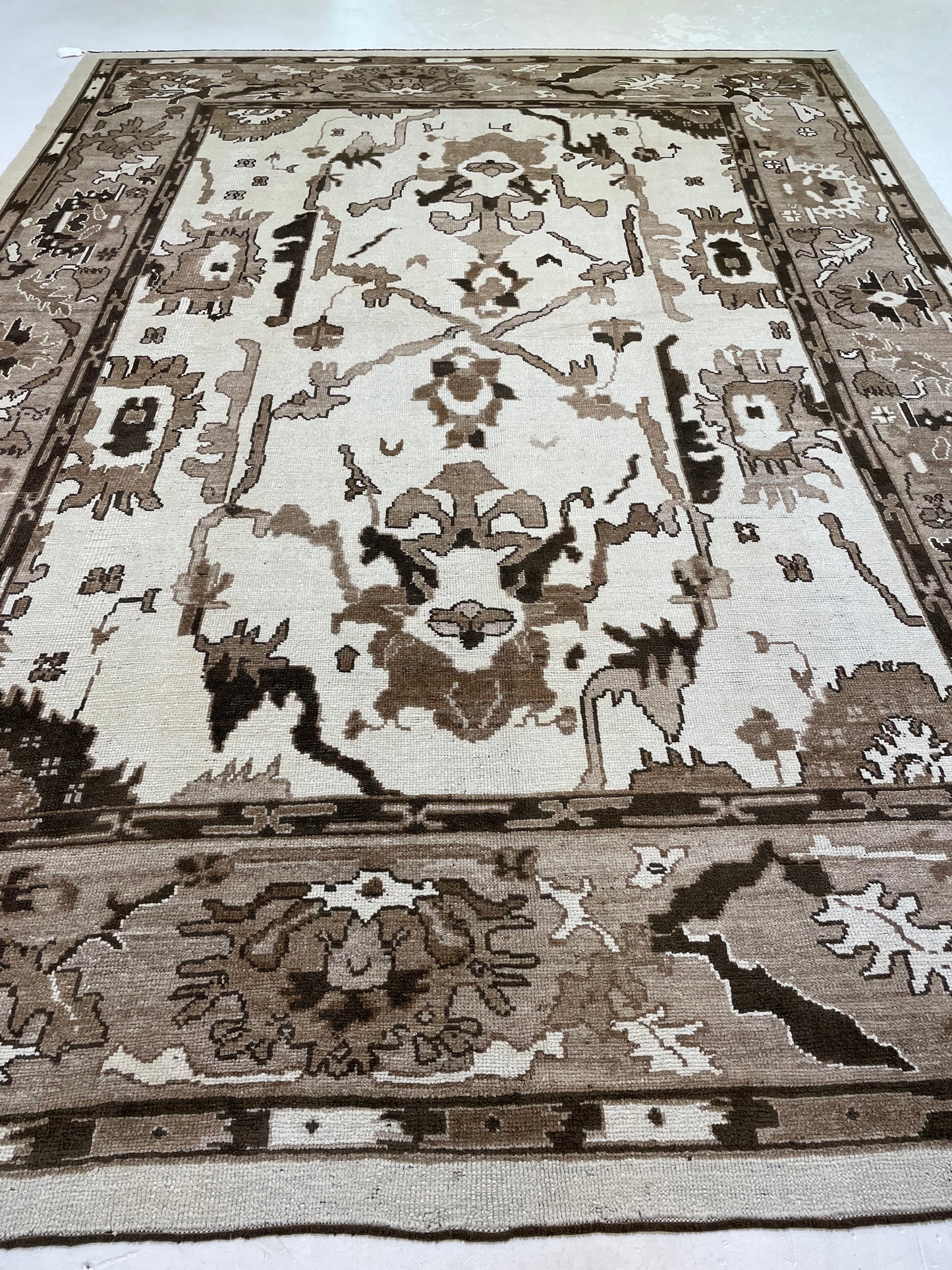 Hand-Knotted Wool Rug Turkish Oushak 10' x 13'9"