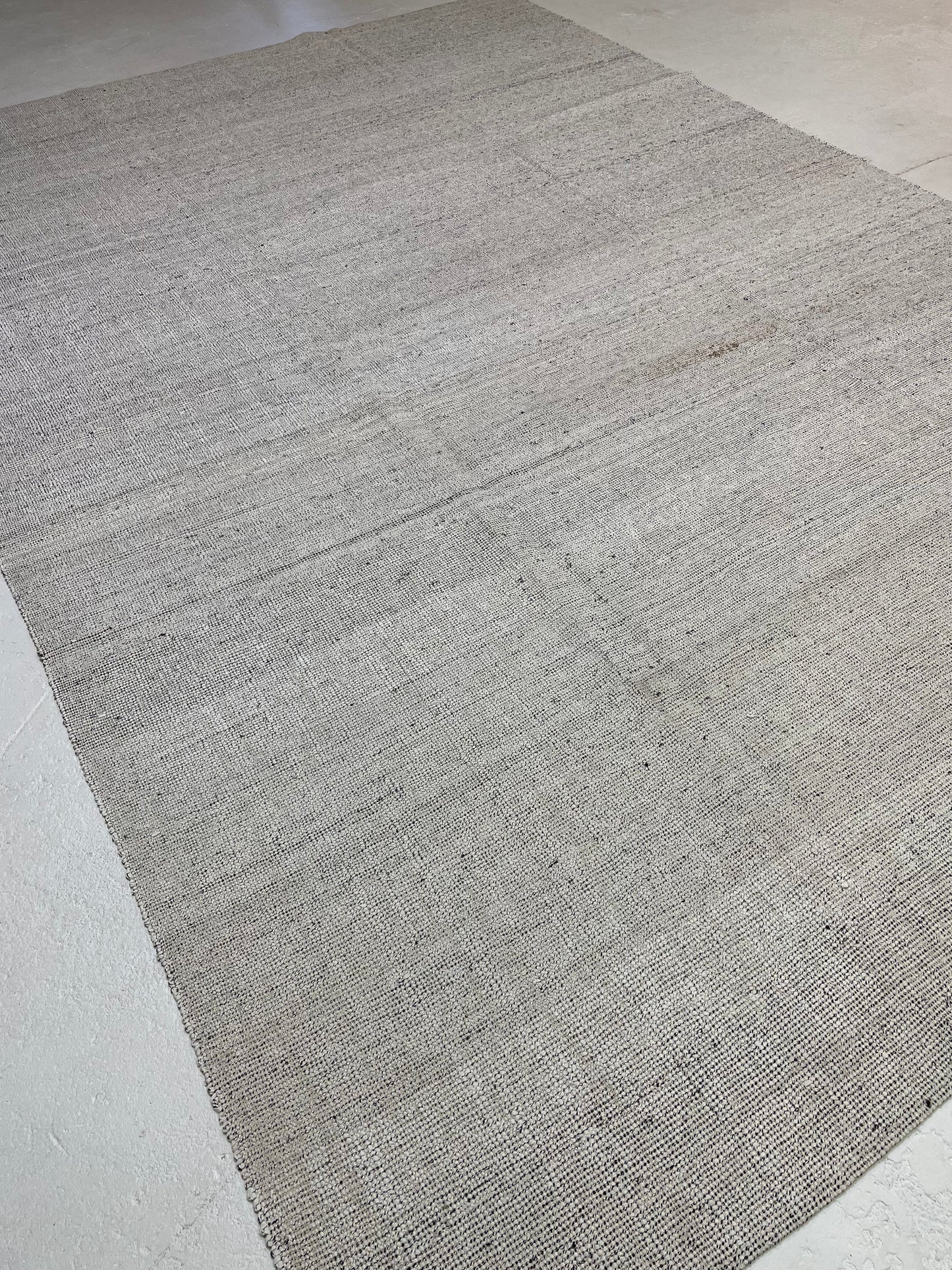 Hand-Knotted Wool Rug Turkish Oushak 8'6" x 12'6"