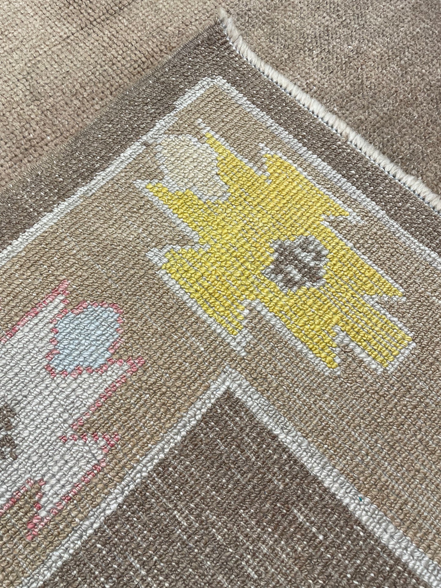 Hand-Knotted Wool Rug Turkish Oushak 8' x 11'5"