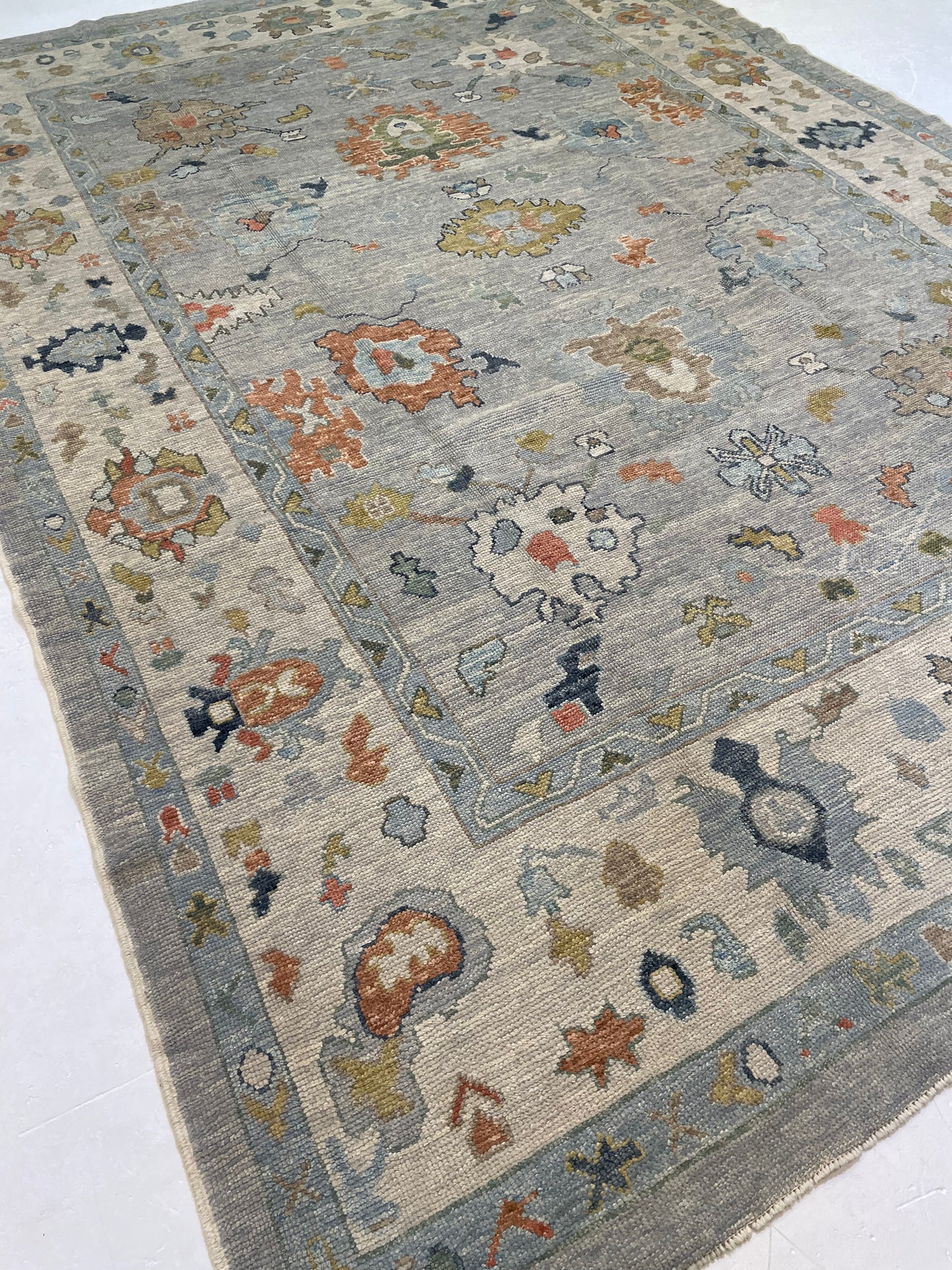 Hand-Knotted Wool Rug Turkish Oushak 9' x 12'8"