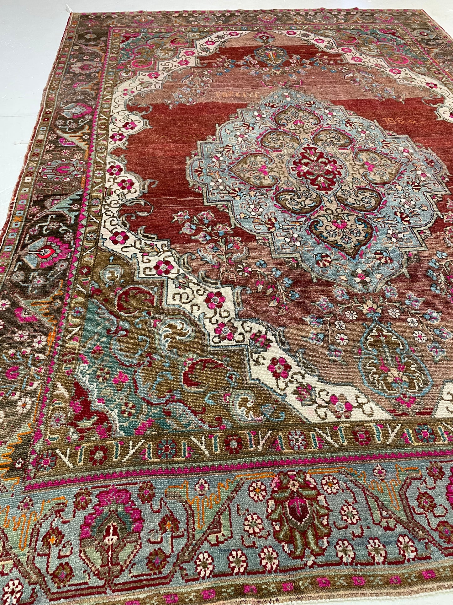 Hand-Knotted Wool Rug Turkish Oushak 8'10" x 12'5"