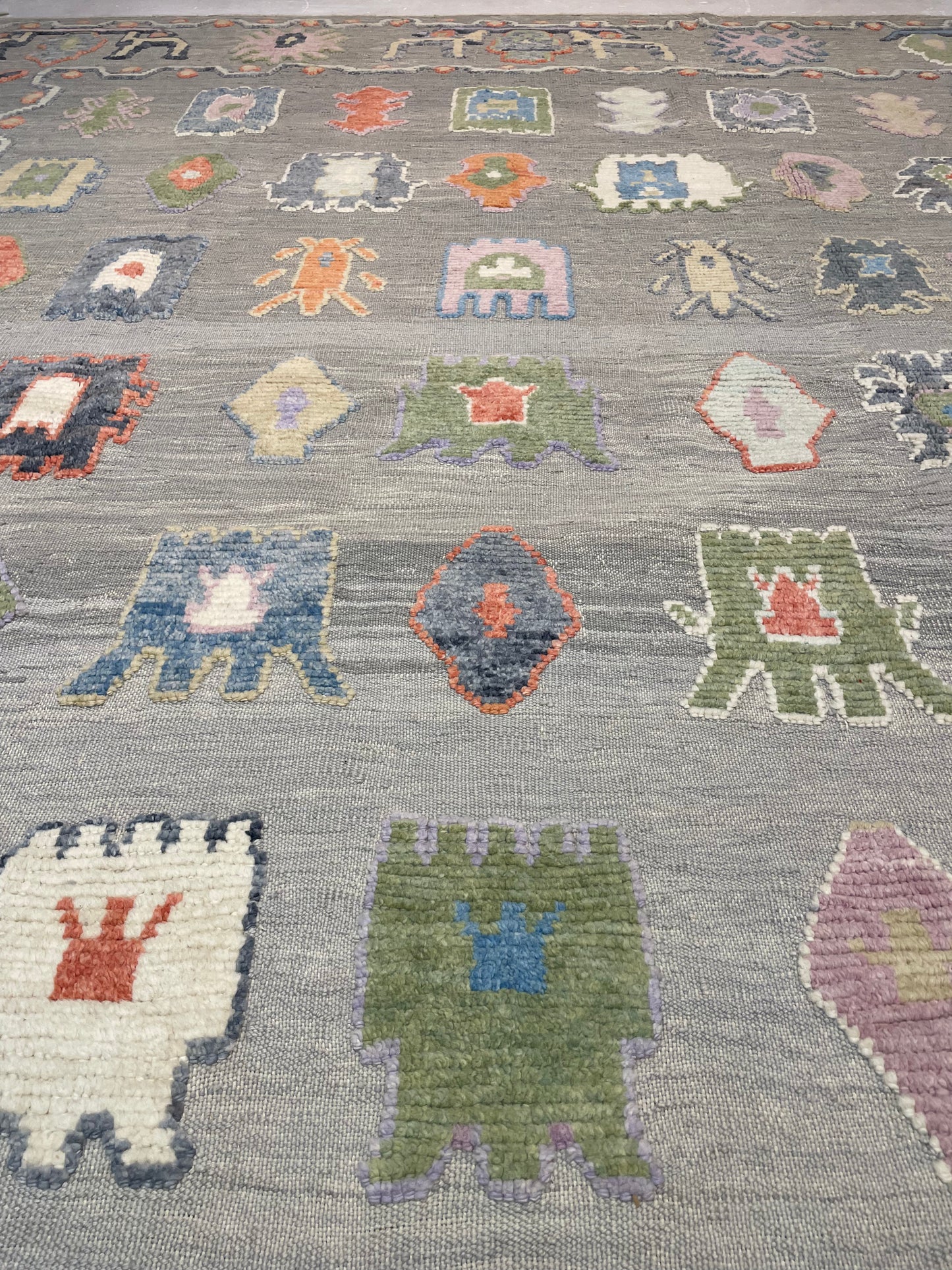 Hand-Knotted Wool Rug Turkish Oushak 10'10" x 13'9"