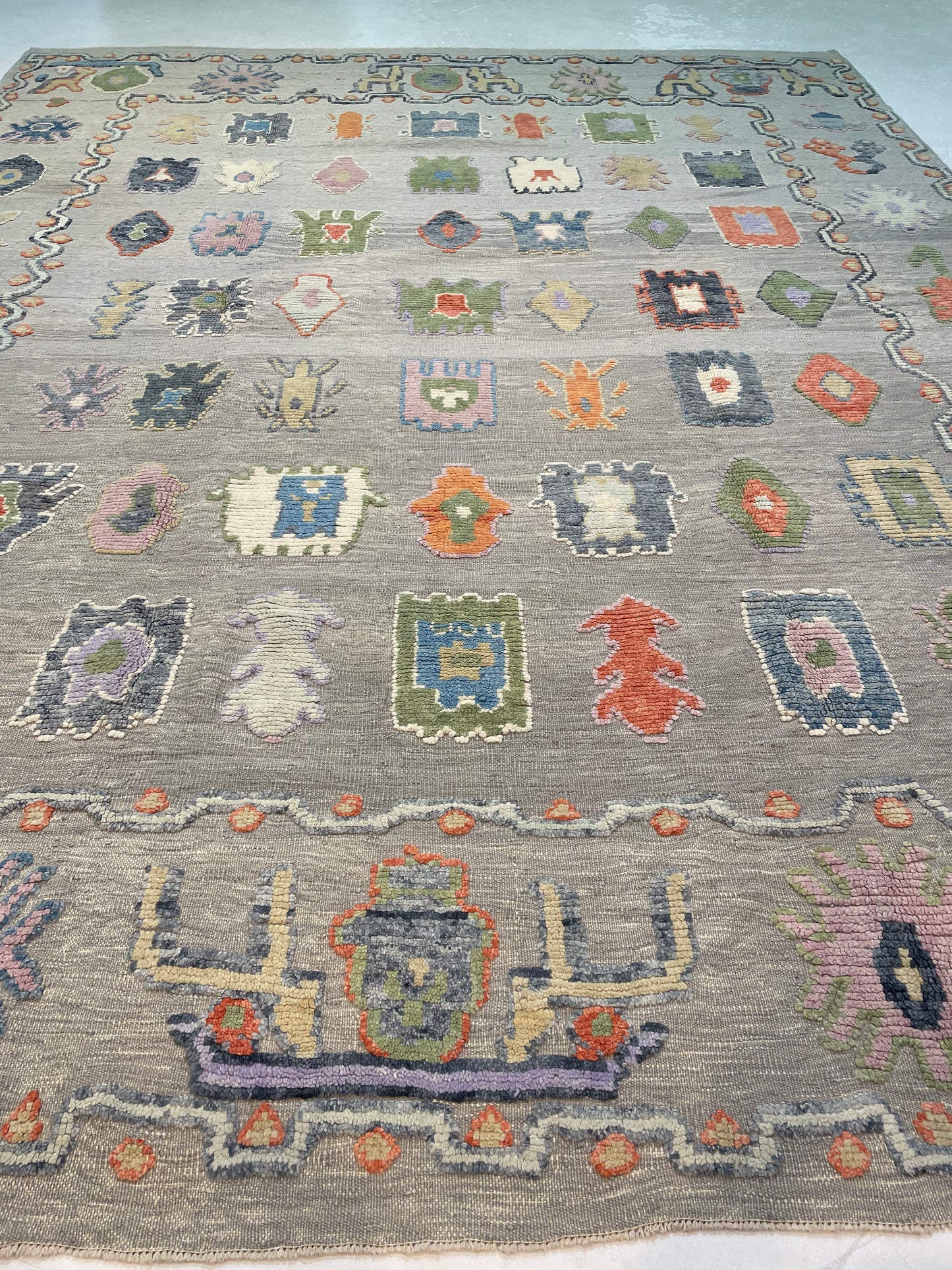 Hand-Knotted Wool Rug Turkish Oushak 10'10" x 13'9"