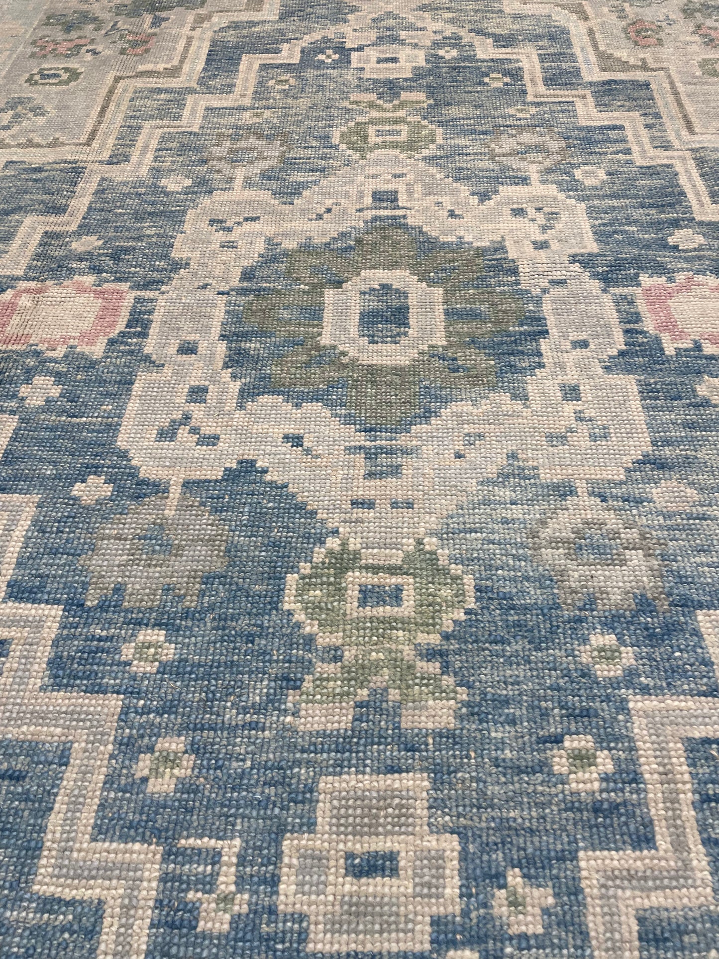 Hand-Knotted Wool Rug Turkish Oushak 9'6" x 13'6"