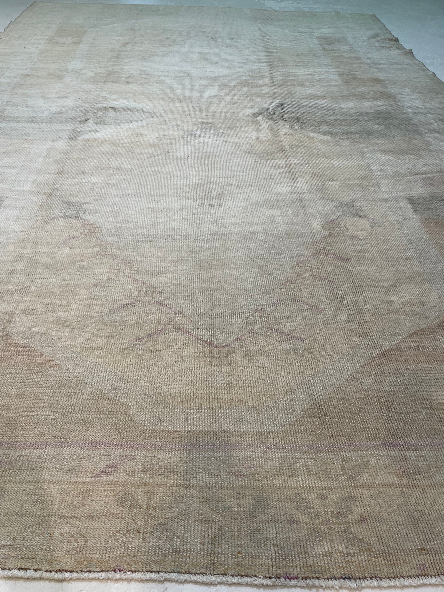 Hand-Knotted Wool Rug Turkish Oushak 8' x 12'2"