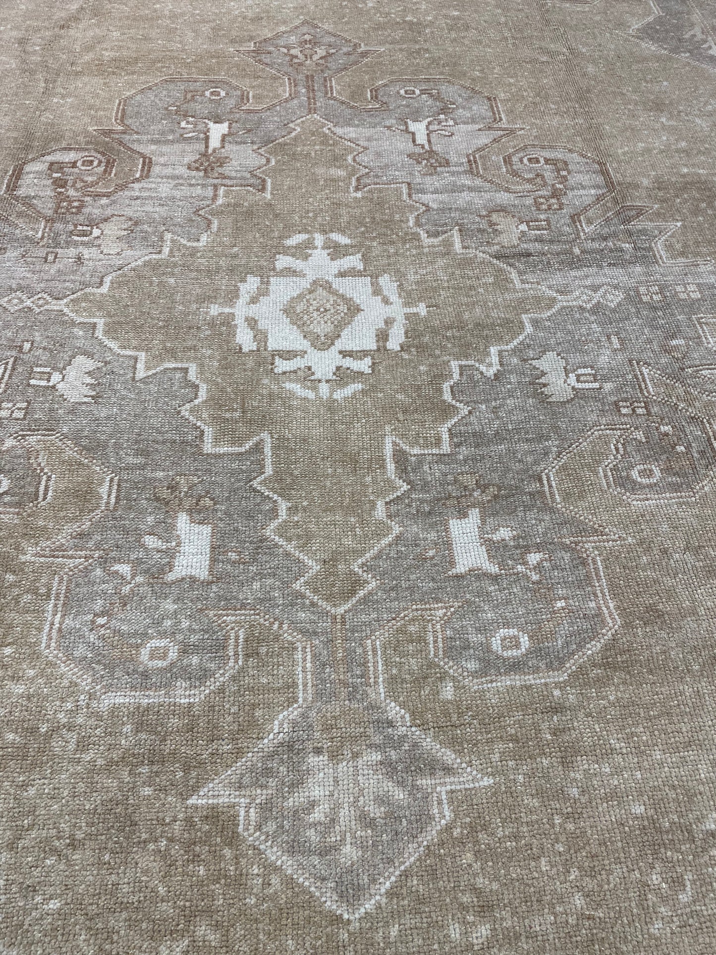 Hand-Knotted Wool Rug Turkish Oushak 7'2" x 10'5"