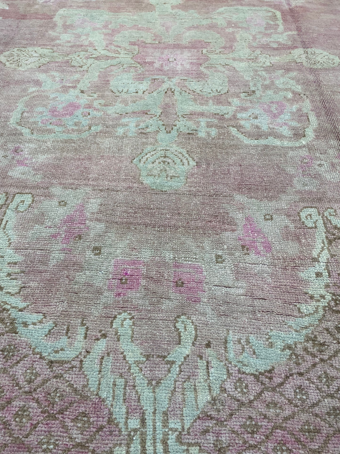 Hand-Knotted Wool Rug Turkish Oushak 8'1" x 9'10"