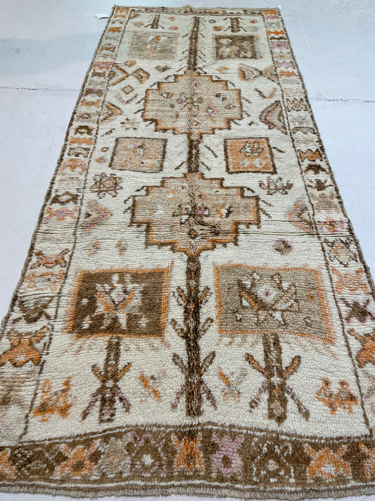 Hand-Knotted Wool Runner Turkish Oushak 4' x 9'7"