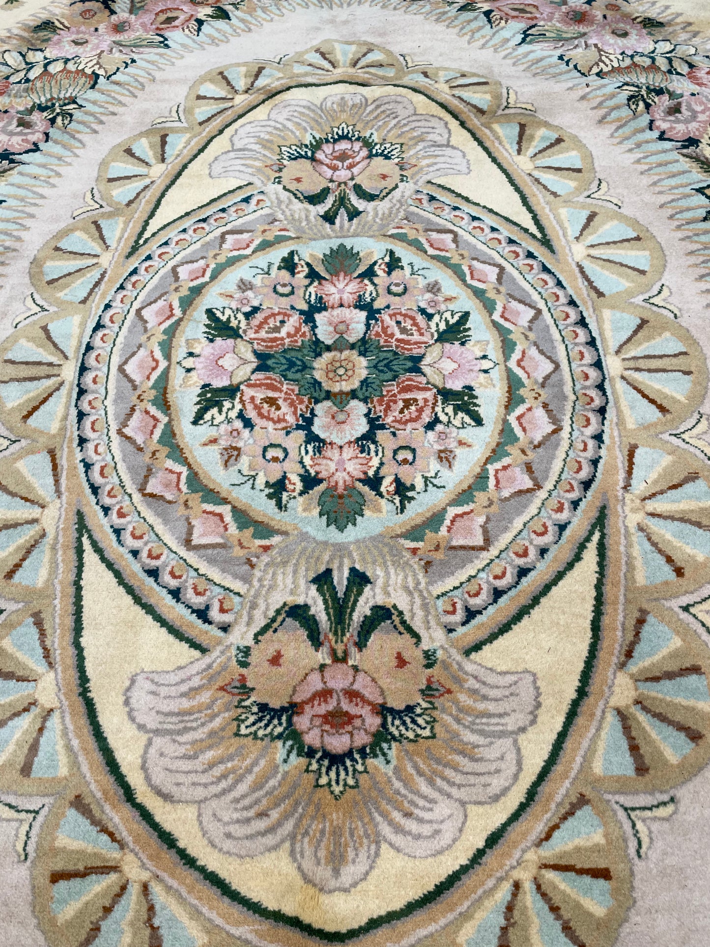 Hand-Knotted Wool Rug Pakistani Aubusson 8'2" x 10'5"
