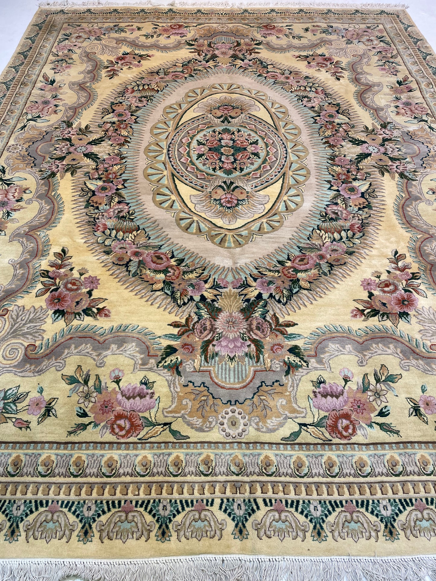 Hand-Knotted Wool Rug Pakistani Aubusson 8'2" x 10'5"