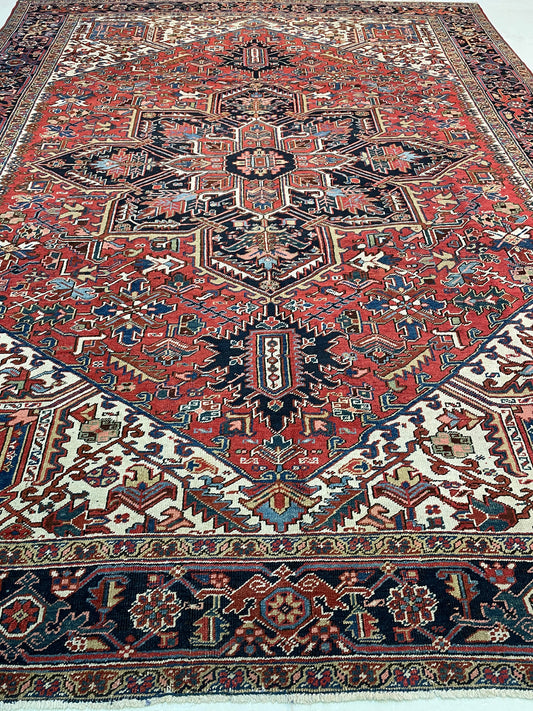 Hand-Knotted Wool Rug Heriz Serapi 9'2" x 11'10"