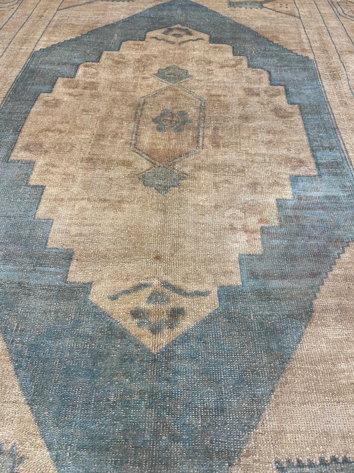 Hand-Knotted Wool Rug Turkish Oushak 6'4" x 11'1"