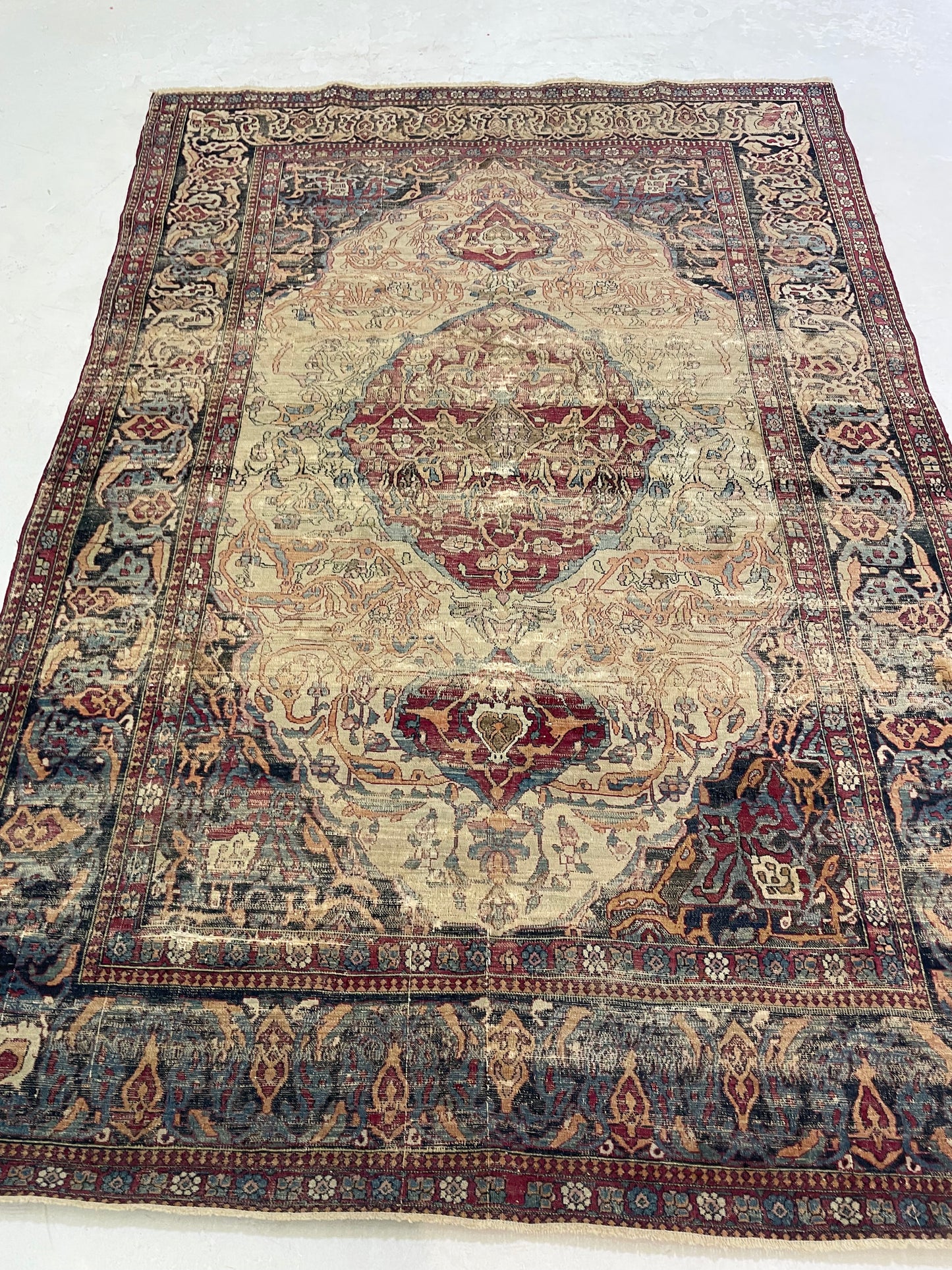 Hand-Knotted Wool Rug Tehran 4'5" x 6'7"