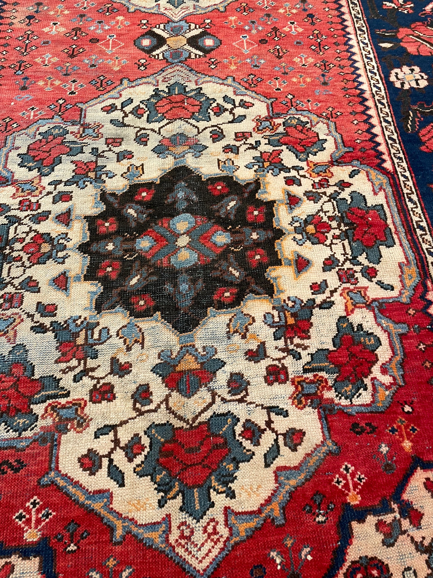 Hand-Knotted Wool Gallery Size Bakhtiari Henegoon 4'11" x 9'10"