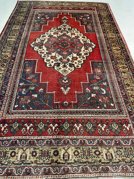 Hand-Knotted Wool Rug Turkish Oushak 6'2" x 10'