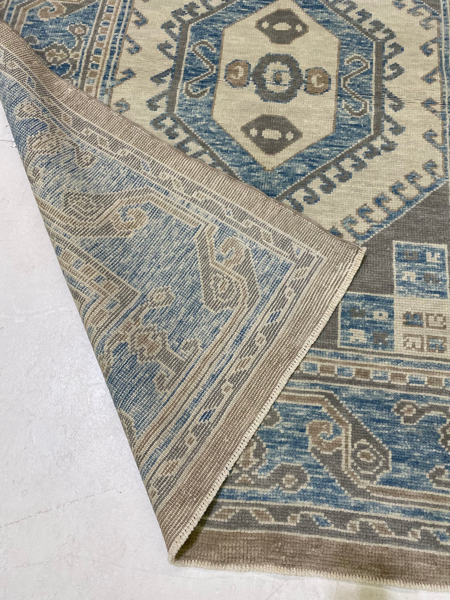 Hand-Knotted Wool Rug Turkish Oushak 5'1" x 6'6"