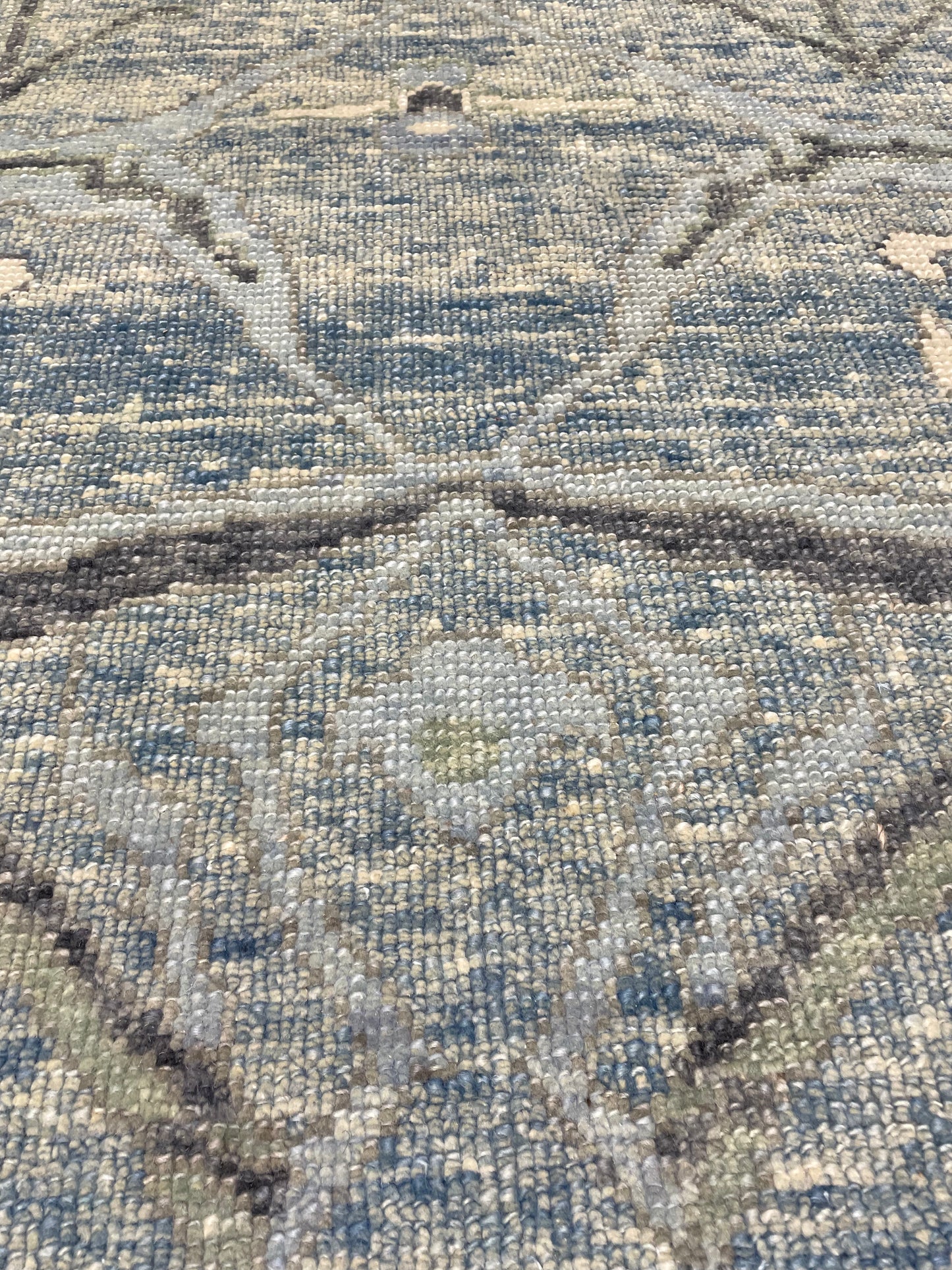 Hand-Knotted Wool Rug Turkish Oushak 8'7" x 10'10"