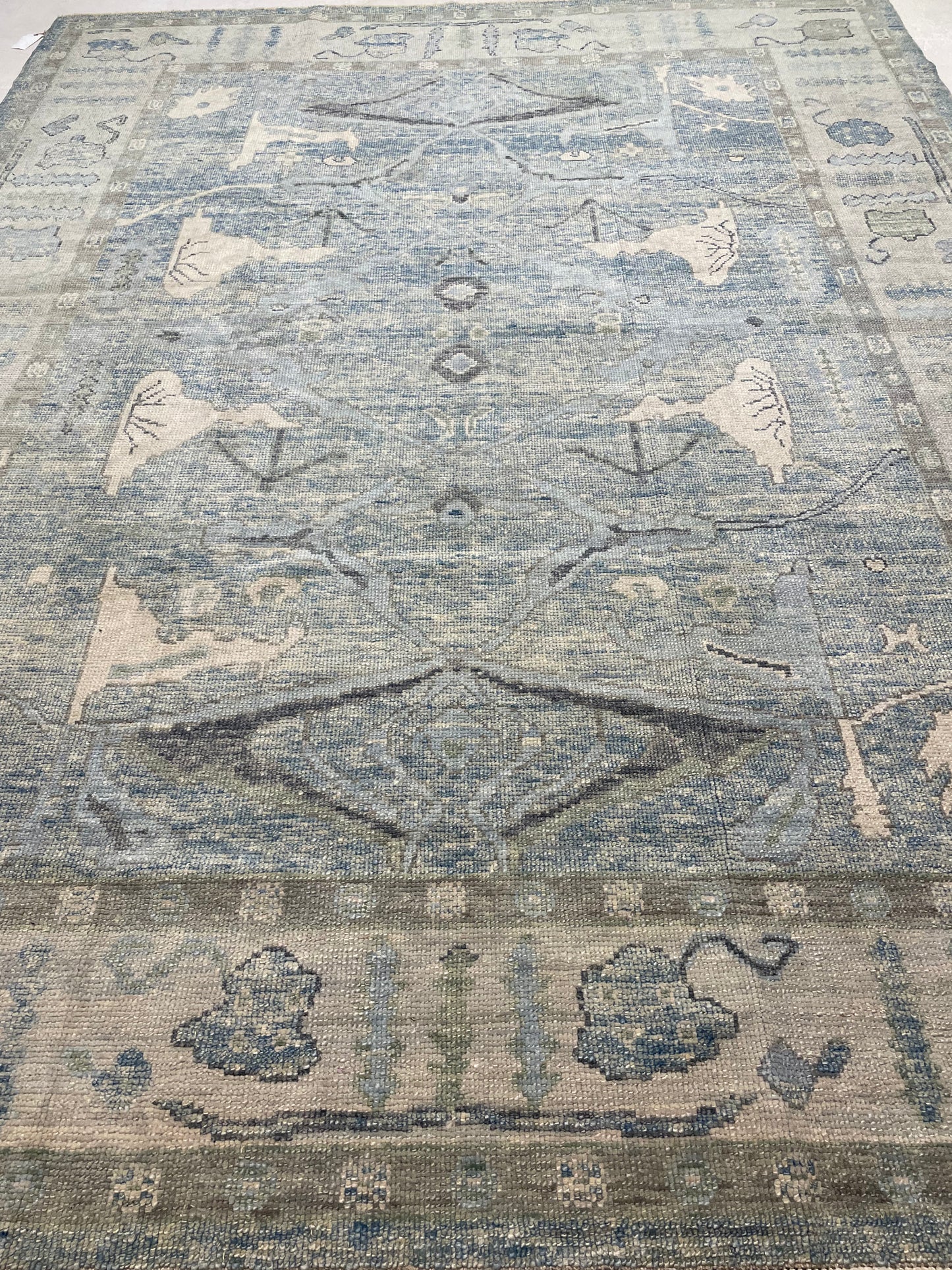 Hand-Knotted Wool Rug Turkish Oushak 8'7" x 10'10"