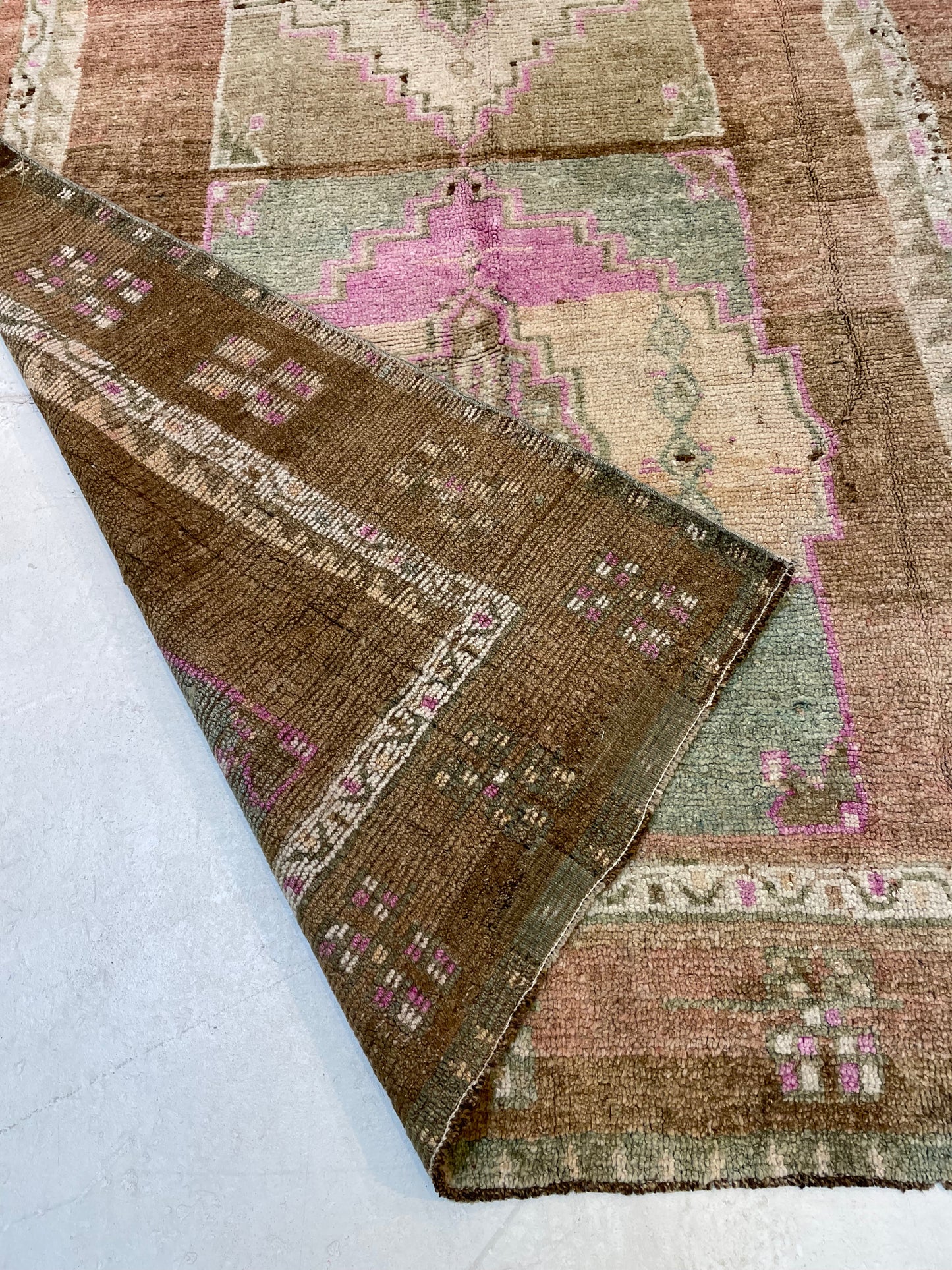 Hand-Knotted Wool Rug Turkish Oushak 5'8" x 10'3"