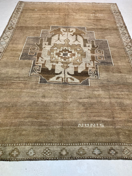 Hand-Knotted Wool Rug Turkish Oushak 6'8" x 9'5"